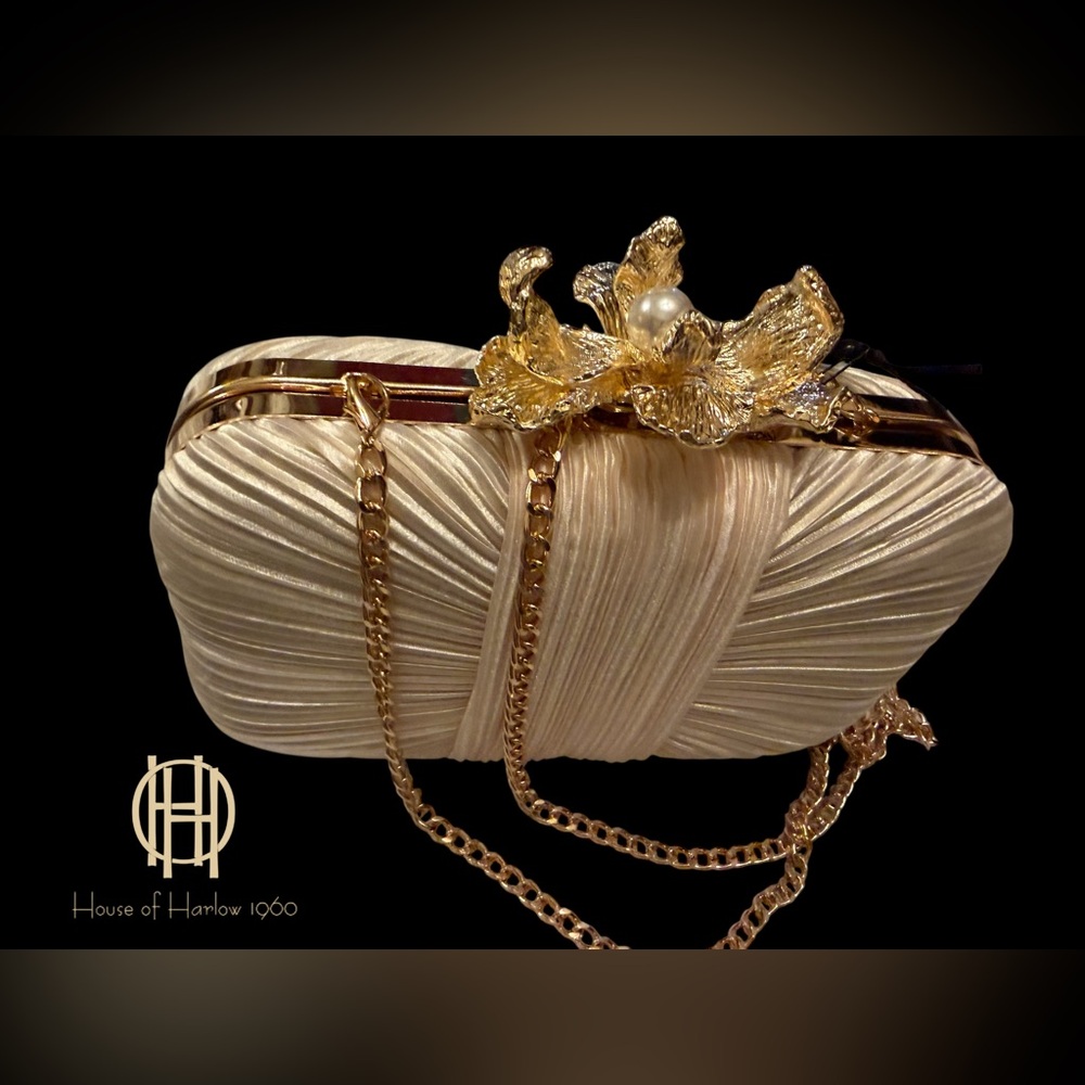 House of Harlow 1960 Evening Bag pleated Champagne Beauty NEW WITH TAGS!